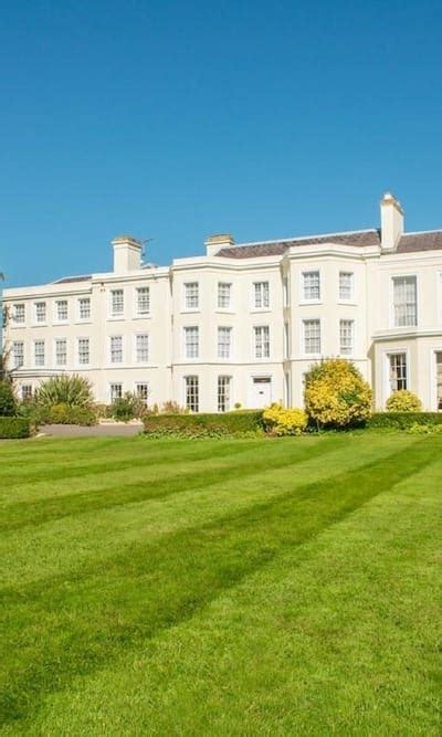 cheap hotels in slough area